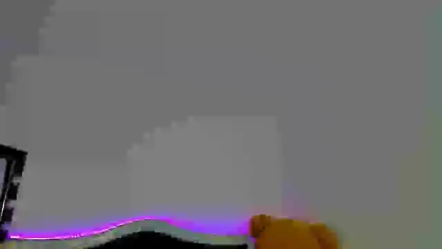 Snapshot of JanneKim chatting on December 13, 2024, 10:13 pm JanneKim online show from December 13, 2024, 10:13 pm