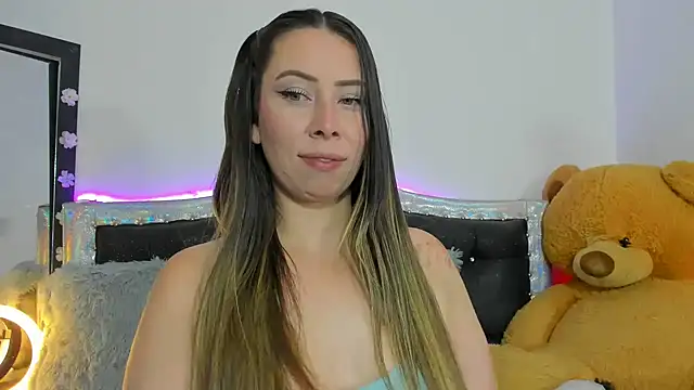 Snapshot of JanneKim chatting on December 19, 2024, 8:55 pm JanneKim online show from December 19, 2024, 8:55 pm