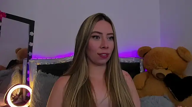 Snapshot of JanneKim chatting on February 2, 2025, 2:06 am JanneKim online show from February 2, 2025, 2:06 am