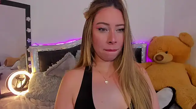 Snapshot of JanneKim chatting on February 26, 2025, 1:52 pm JanneKim online show from February 26, 2025, 1:52 pm