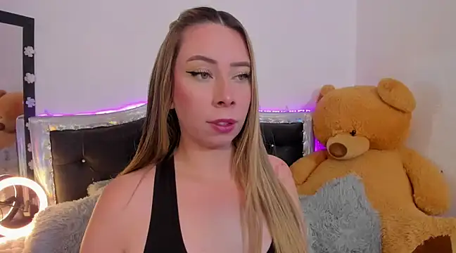 Snapshot of JanneKim chatting on February 27, 2025, 6:53 pm JanneKim online show from February 27, 2025, 6:53 pm