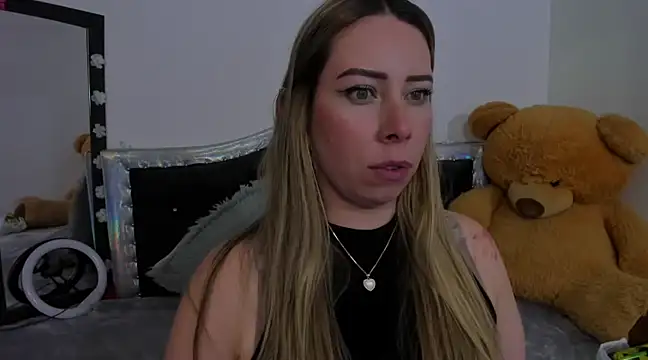 Snapshot of JanneKim chatting on March 12, 2025, 7:59 pm JanneKim online show from March 12, 2025, 7:59 pm