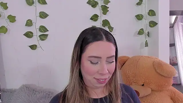 Snapshot of JanneKim chatting on October 5, 2025, 6:28 pm JanneKim online show from October 5, 2025, 6:28 pm