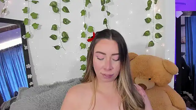 Snapshot of JanneKim chatting on October 23, 2025, 3:44 pm JanneKim online show from October 23, 2025, 3:44 pm