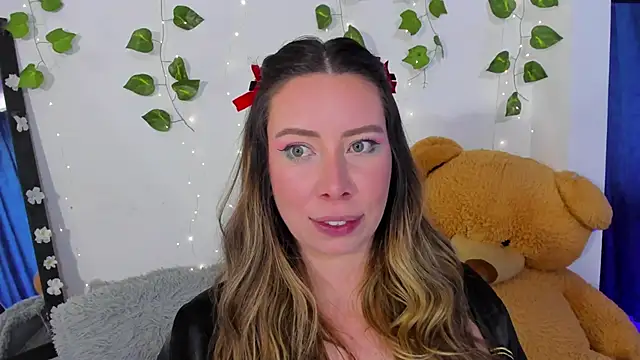 Snapshot of JanneKim chatting on November 26, 2025, 1:56 pm JanneKim online show from November 26, 2025, 1:56 pm