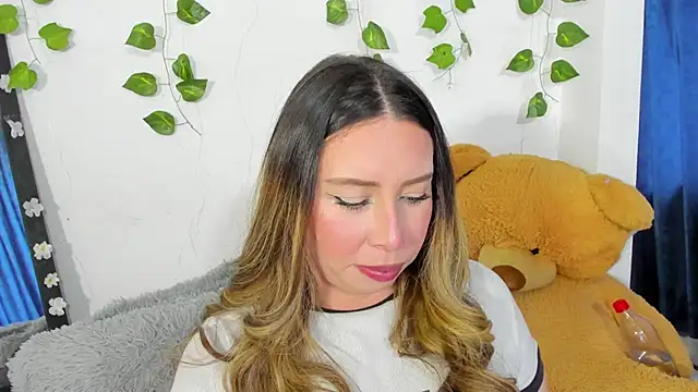 Snapshot of JanneKim chatting on November 27, 2025, 7:16 pm JanneKim online show from November 27, 2025, 7:16 pm