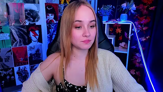 LianaBright online show from December 6, 2024, 5:09 am