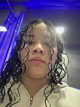 Paloma  LS online show from February 21, 2025, 1:22 pm