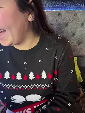 Paloma  LS online show from December 17, 2025, 8:04 pm