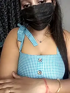 EeshaBhabi online show from April 21, 2026, 1:39 pm