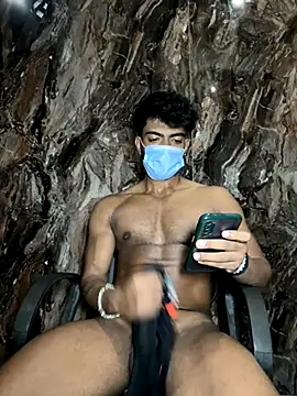 rony6663 online show from November 6, 2025, 7:09 am