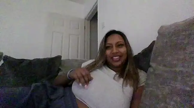 TEMPTING-TAMMY online show from January 5, 2025, 8:32 am