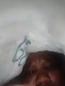 Snapshot of ROCKMAASS22 chatting on July 29, 2026, 3:37 am ROCKMAASS22 online show from July 29, 2026, 3:37 am