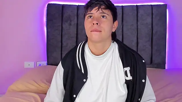 AbbySmiitth  online show from January 31, 2025, 12:18 pm