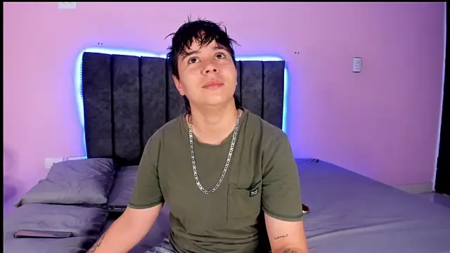 AbbySmiitth  online show from February 5, 2025, 12:17 pm