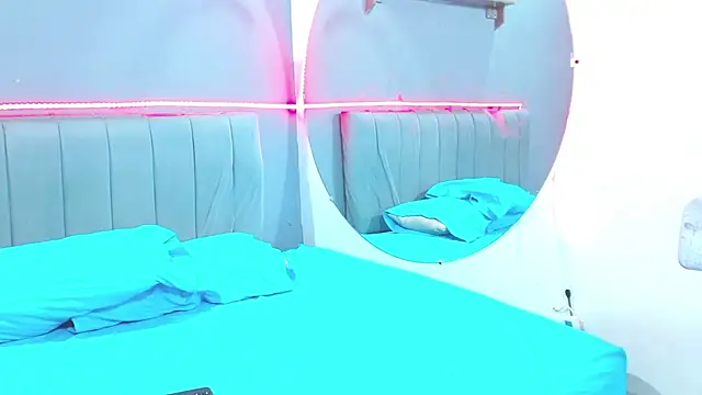 minimi naty online show from January 15, 2025, 10:24 pm