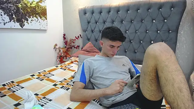 MrWilliseo online show from January 8, 2025, 1:32 am