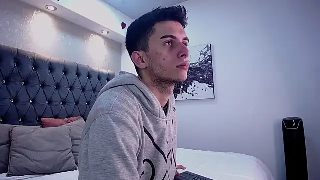 MrWilliseo online show from March 5, 2025, 7:38 pm