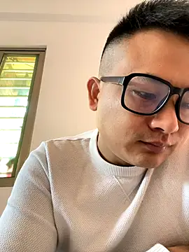 lixiaoshuai8 online show from December 5, 2025, 4:43 am