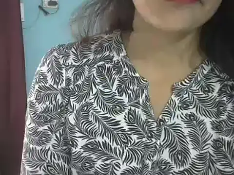 Nehasingh2024 online show from January 25, 2025, 11:02 am