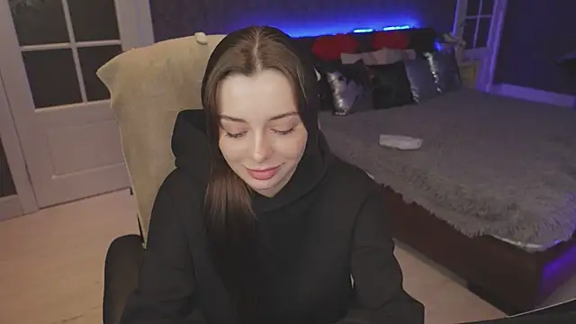 DinaCandy online show from January 29, 2025, 2:53 pm