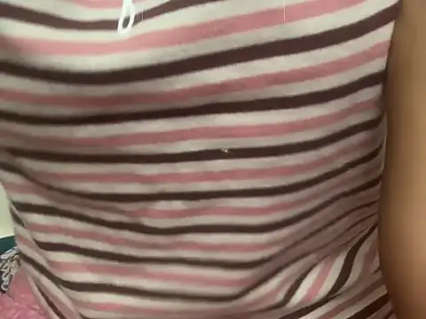 Snapshot of _FluffyHxney_ chatting on December 4, 2024, 10:46 am FluffyHxney online show from December 4, 2024, 10:46 am