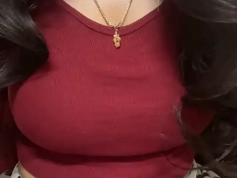 Snapshot of _FluffyHxney_ chatting on December 12, 2024, 4:43 pm FluffyHxney online show from December 12, 2024, 4:43 pm