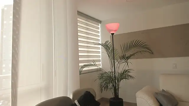 Candelariia  online show from September 16, 2025, 4:41 pm