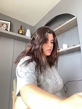 Candelariia  online show from December 2, 2025, 2:45 pm