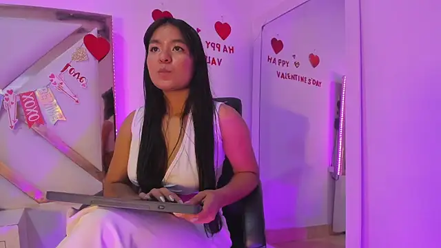 HayamiKioto online show from February 7, 2025, 1:53 pm