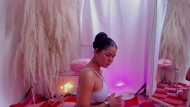 HayamiKioto online show from October 30, 2025, 12:39 pm