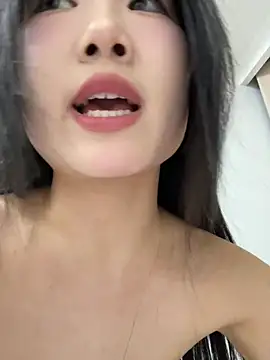 xyebobs online show from January 1, 2025, 3:46 pm