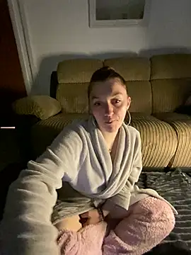 Stoner BarbieXX online show from February 28, 2025, 11:12 pm