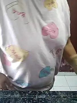 milf-kaira online show from December 28, 2024, 3:15 am