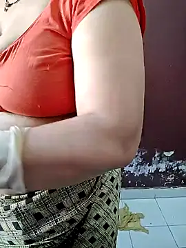 milf-kaira online show from December 31, 2024, 3:01 am