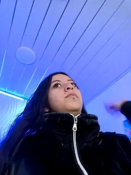 zoe connor19 online show from October 6, 2025, 8:39 pm