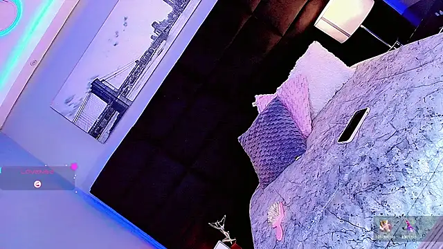 Shanelengel online show from March 21, 2025, 8:50 pm