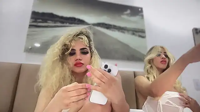 brithneysquirt online show from October 20, 2025, 9:54 am