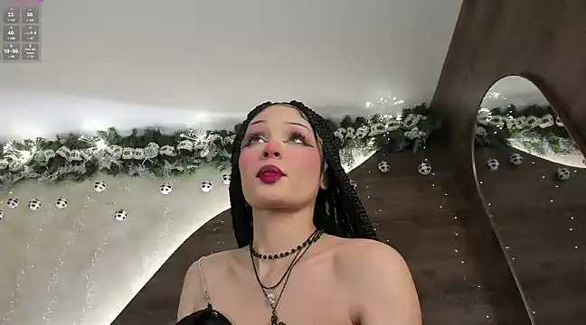 Morgan Hilll  online show from December 18, 2024, 11:56 am