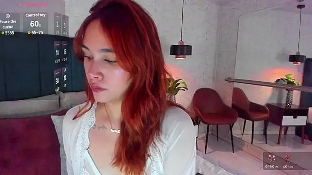 Snapshot of AdeleAndersonn chatting on May 12, 2026, 7:11 pm AdeleAndersonn online show from May 12, 2026, 7:11 pm
