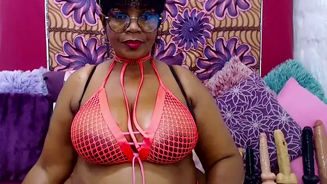 MATURExxxASS online show from September 10, 2025, 7:41 am