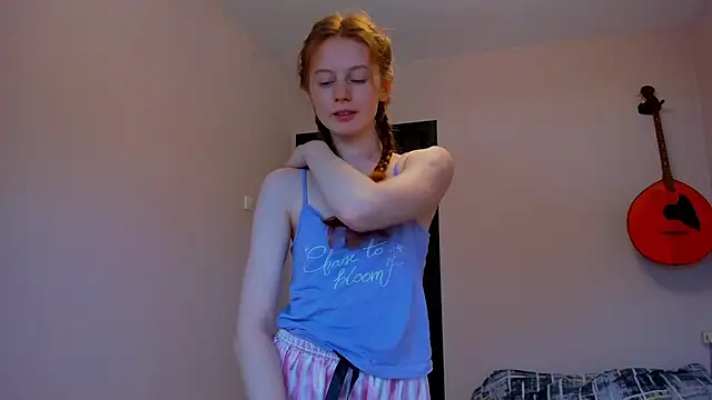 Fire Luna online show from December 12, 2024, 7:41 am