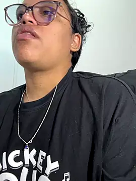 angela angels  online show from September 27, 2025, 2:16 am