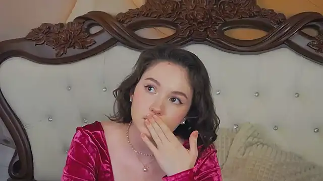 IreneRaye online show from February 11, 2025, 8:26 am