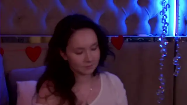 IreneRaye online show from February 20, 2026, 8:31 pm