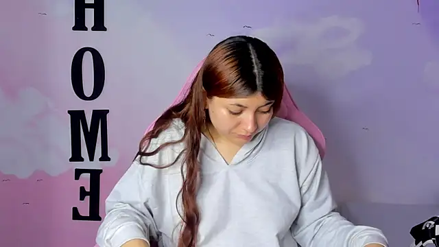 carolayrosse online show from February 27, 2025, 2:32 am