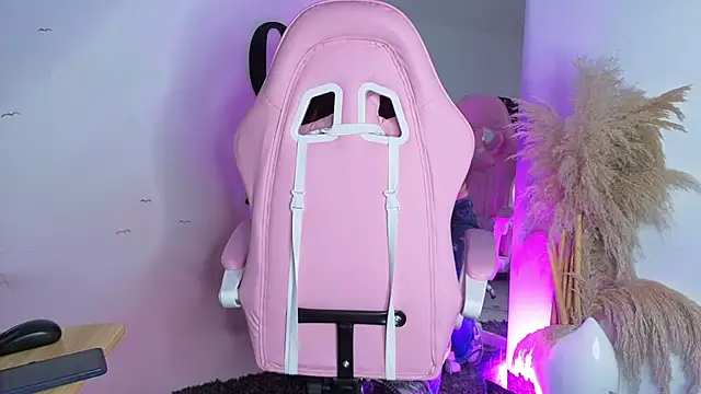 carolayrosse online show from September 9, 2025, 3:28 am