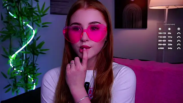 DawnAcreman online show from March 11, 2025, 5:13 pm