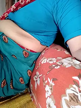 lakey91girl online show from April 18, 2026, 2:48 am