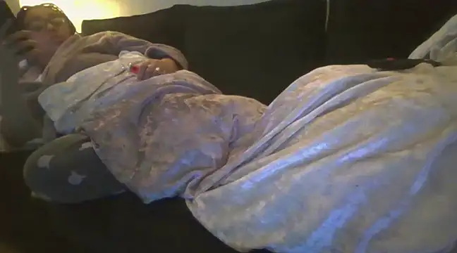 vanilla chocolate23 online show from January 11, 2025, 7:16 pm